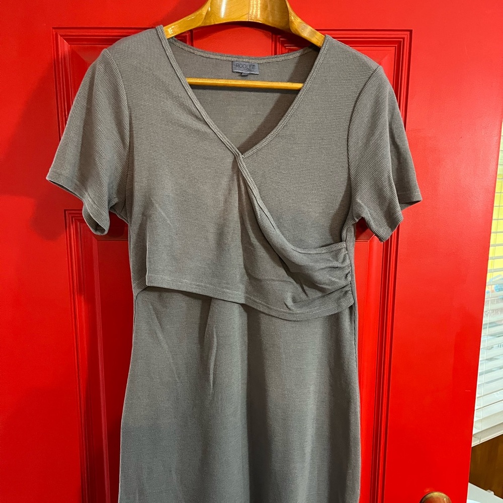 Roolee mom dress size large